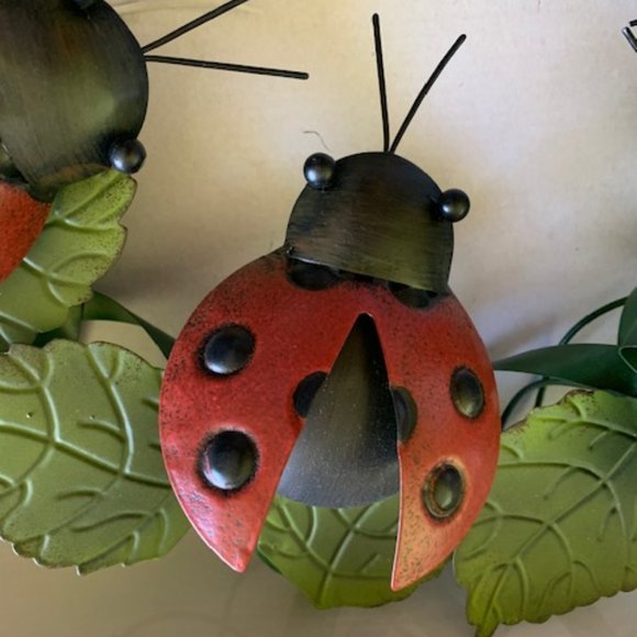 Lady Bug Wreath - new in box - Picture 2 of 5